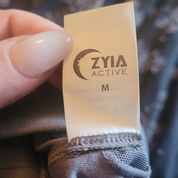 Zyia active All Star Sports Bra in Charcoal size medium - Picture 5 of 6